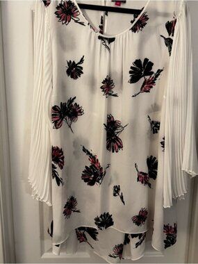 White Cream Bell Sleeve Blouse - NWOT